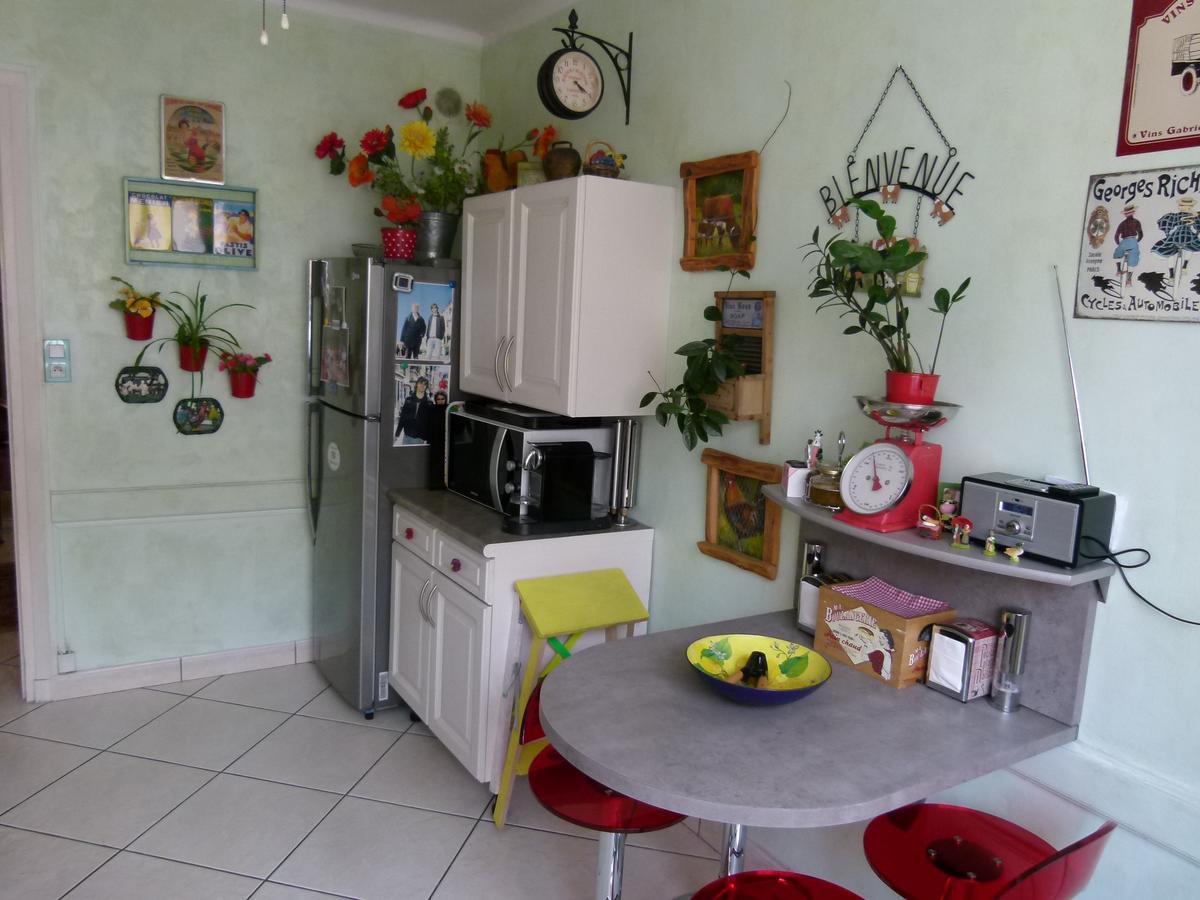 St Pothin Village Avec Garage Лион Экстерьер фото